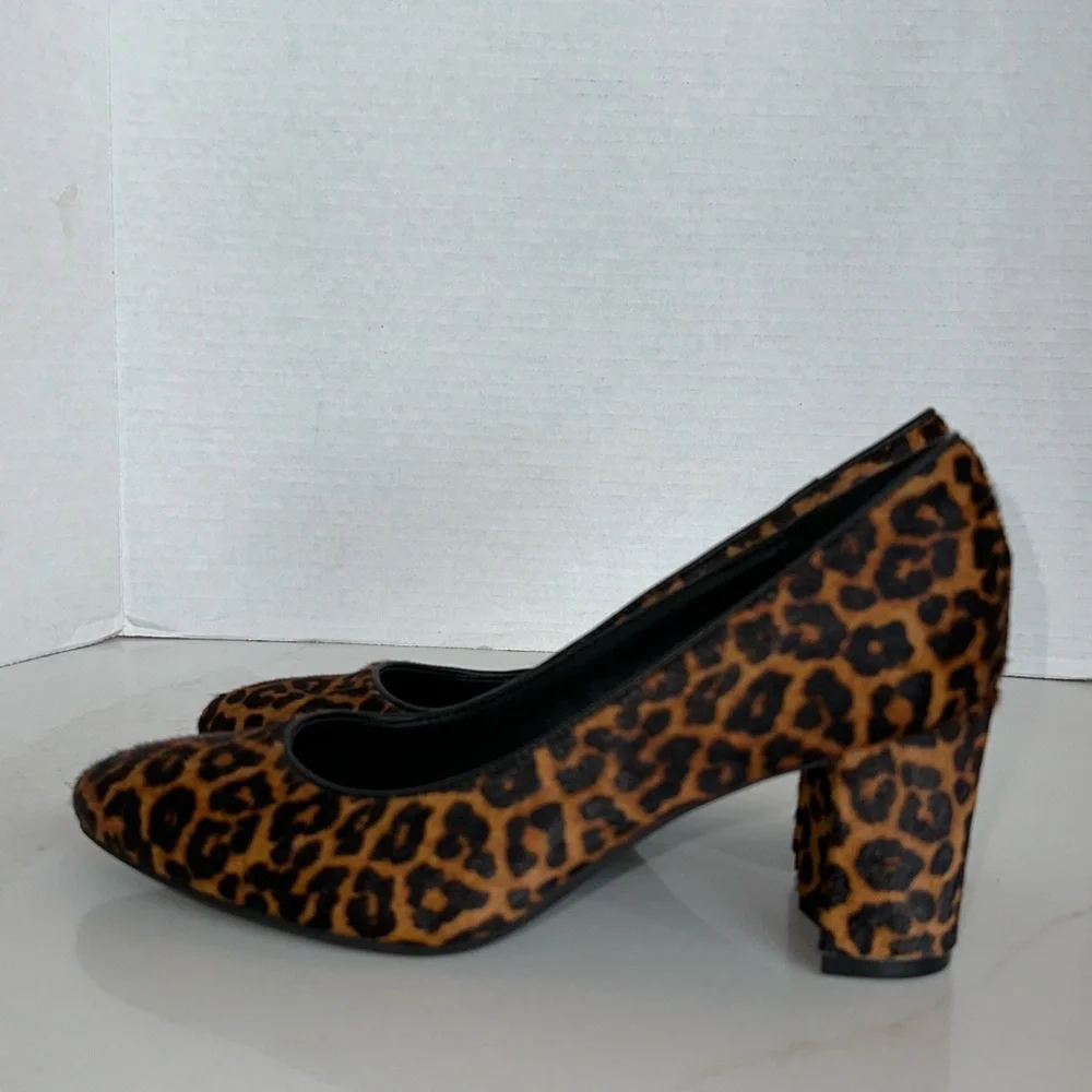 NEW AEROSOLES Betsy Comfortable Cheetah Mid Heel Pump Genuine Leather Cow Hair